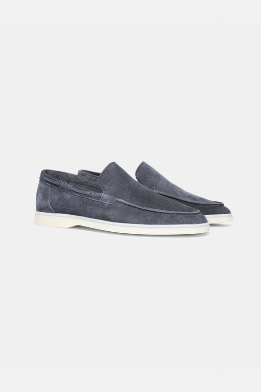 Low suede loafers dark blue