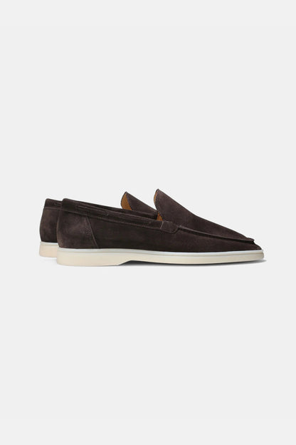 Low suede loafers dark brown