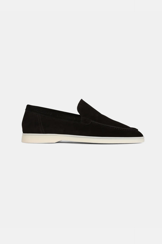 Low suede loafers black